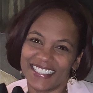 Meet your Posher, Letitia